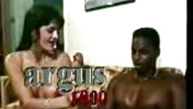 Nhỏ 19 phin xet tap the tuổi, trong rừng