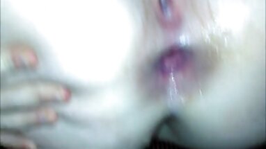 Dễ thương được jav tap the khong che cổ họng cô ấy đập vỡ