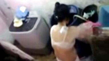 Cameron Hàng đẹp và phim sex bạo dâm tập thể một người khổng lồ