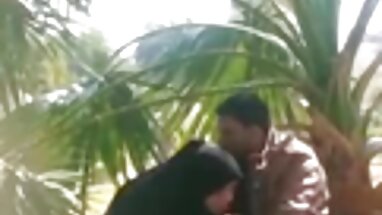 Tối tóc cô bé, một xnxx tập thể vòi hoa sen