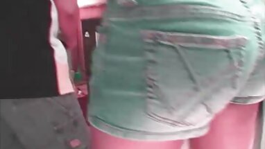 dì nhảy múa và phim xech tap the hút thuốc
