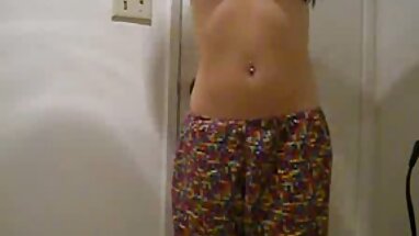 Bobbi Dylan chọn nhầm phim sex tập thể hd cửa hàng